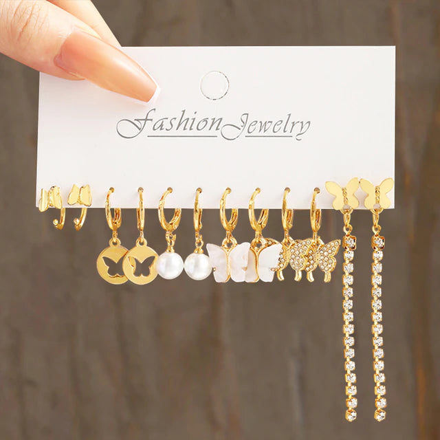 Fashion Earrings - Gold Bttrfly